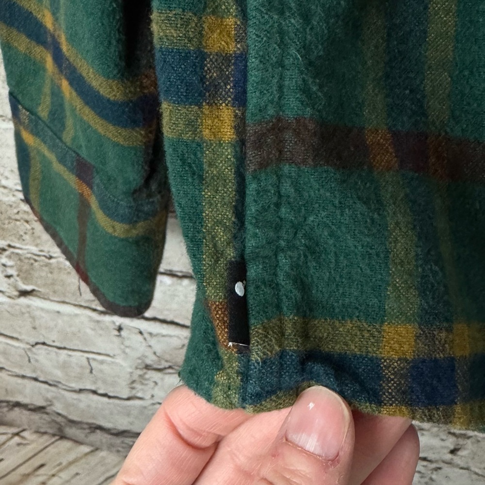 The Hundreds Men's 2XL Green Plaid Button Down Flannel Shirt Embroidered Cotton - Picture 4 of 9